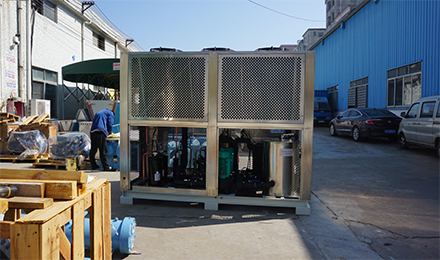 首次安裝冷水機(jī)需要注意什么？安裝工業(yè)冷水機(jī)注意事項有哪些？